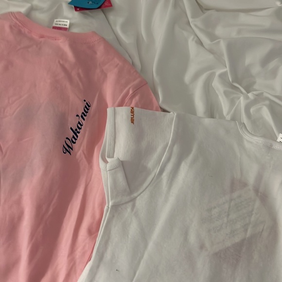 Wakanai graphic tees - Picture 2 of 2